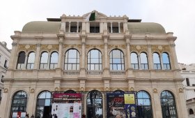 مشاريع المسرحيات مرشحة للعرض على الإنترنت