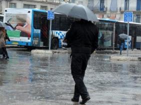 أمطار غزيرة مرتقبة بالمناطق الوسطى و الشرقية للوطن إلى غاية يوم السبت