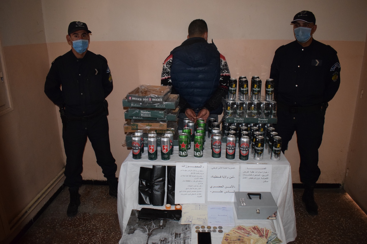 توقيف شخص يتاجر بالمشروبات الكحولية  في منزله  بحوزته مهلوسات بقسنطينة