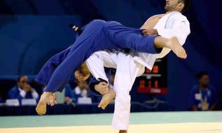 مشاركة 18 مصارع جزائري في بطولة إفريقيا للجيدو