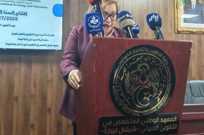 أرحاب تشرف من تيبازة على إعطاء إشارة الإنطلاق الرسمي للدخول التكويني