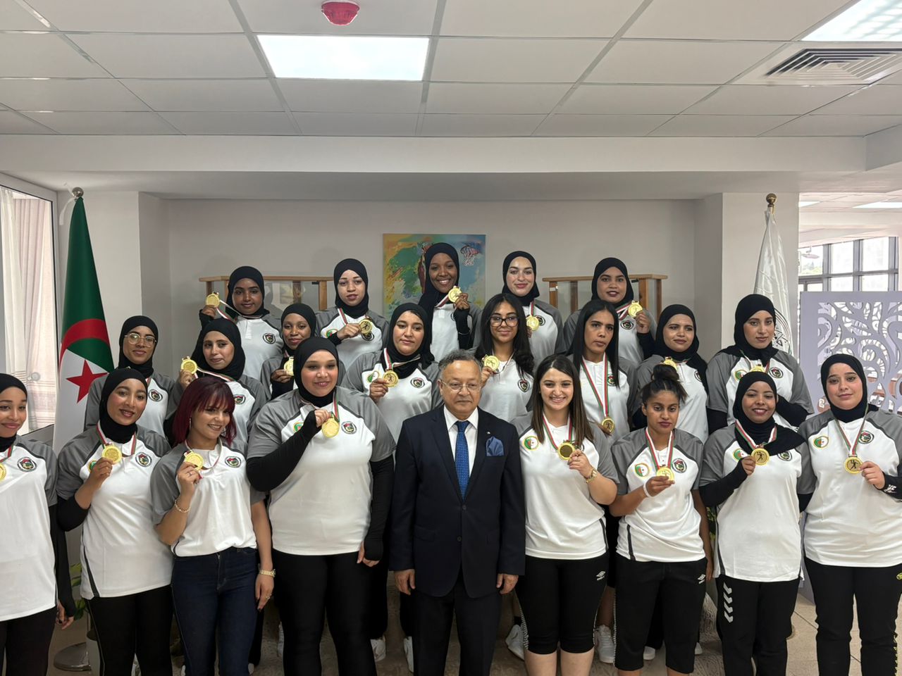 عين الجزائر