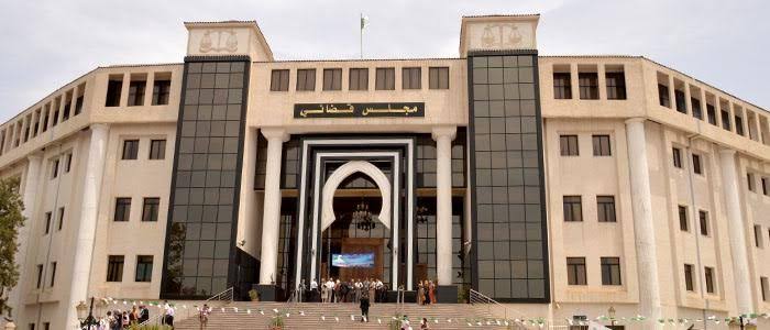 18 شهرا سجنا لرئيس بلدية الشرايع السابق بسكيكدة 