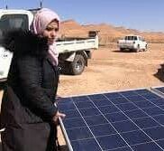 وفاء بن فرحات نموذج لإمرأة مثابرة في مجال الدراسات في الطاقات المتجددة 